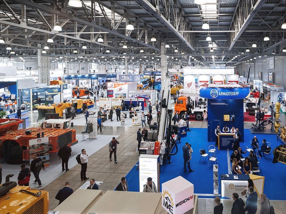 Две выставки завершились, засияв по всему миру | Lanhi показала свой меч на горнодобывающей сцене в России и Чили